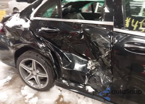 2015 Mercedes-Benz C 300 Sport 4Matic из США, поврежденный, VIN 55SWF4KB7FU022245